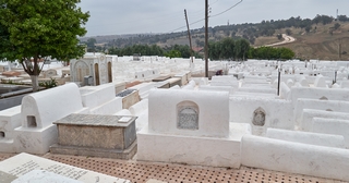 Cimetière israélite   |   21  /  25    | 